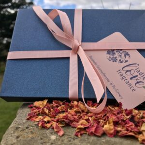Design your own perfume Platinum Experience for One - Ladies Love Fragrance